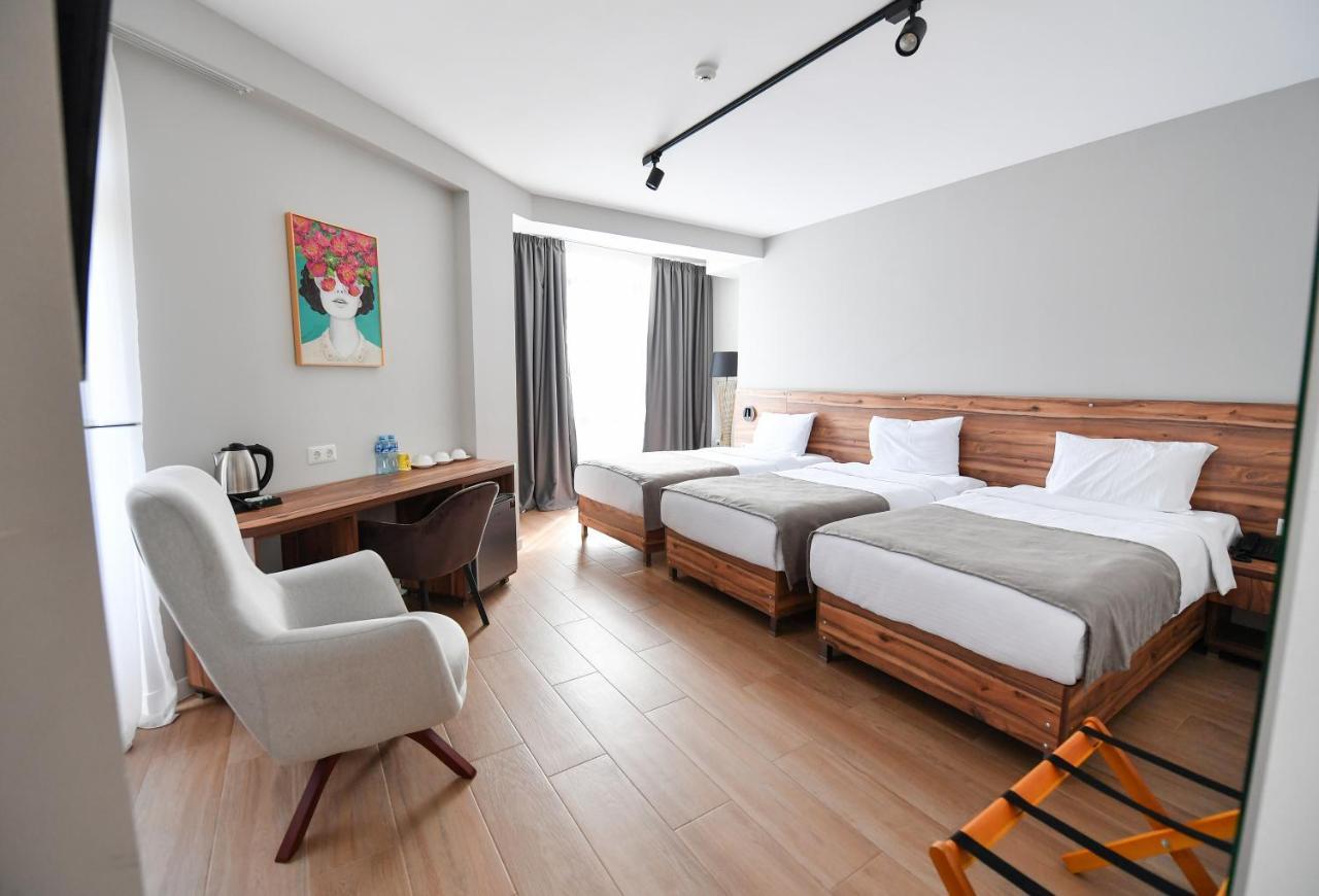 Address Boutique Hotel Τυφλίδα Εξωτερικό φωτογραφία