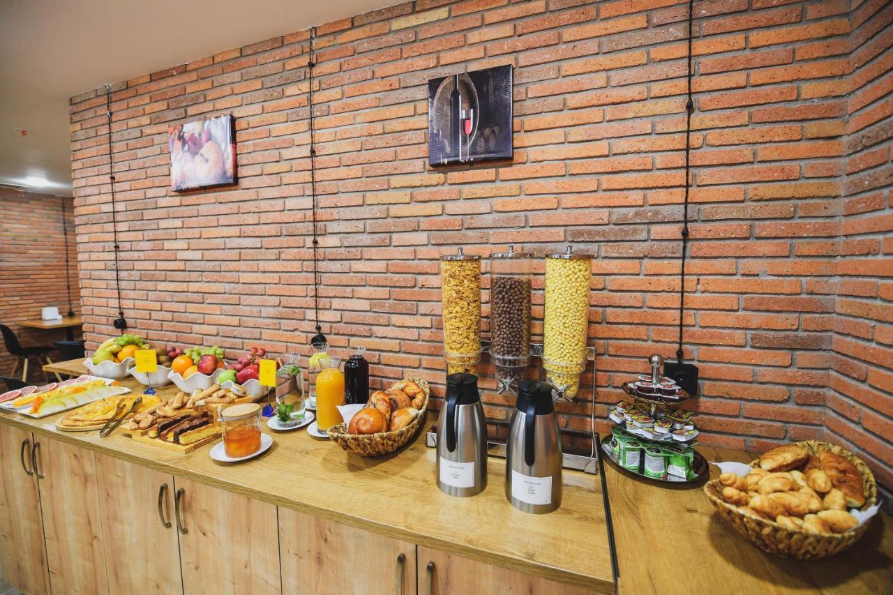 Address Boutique Hotel Τυφλίδα Εξωτερικό φωτογραφία